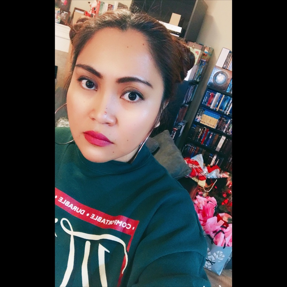 Meet your Posher, Rizalette